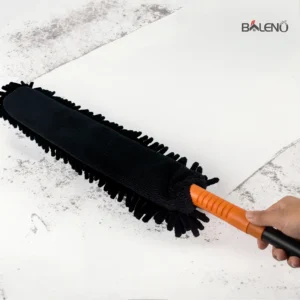 Baleno Duster cleaning dusty surface microfiber head